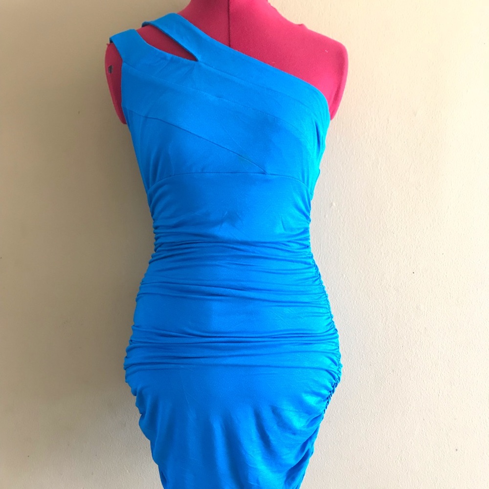Sexy form fitting one-shoulder dress
